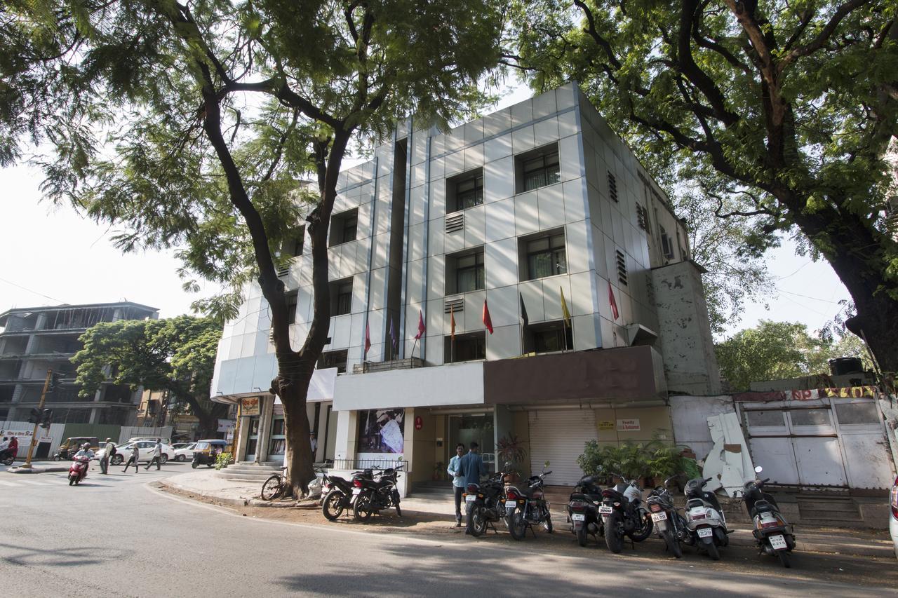 Oyo 6429 Hotel Pearl Pune Exterior photo